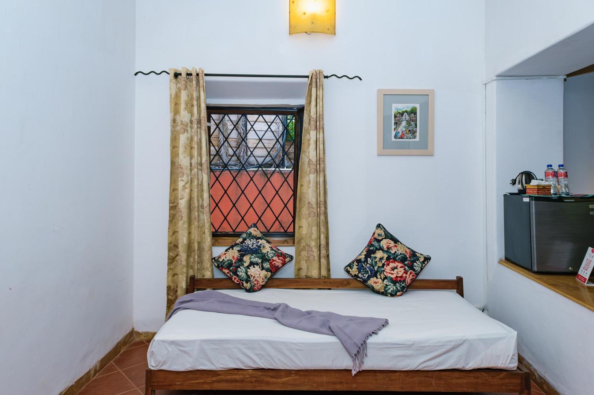 Granpa'S Inn Hotel Bougainvillea Anjuna Exterior photo